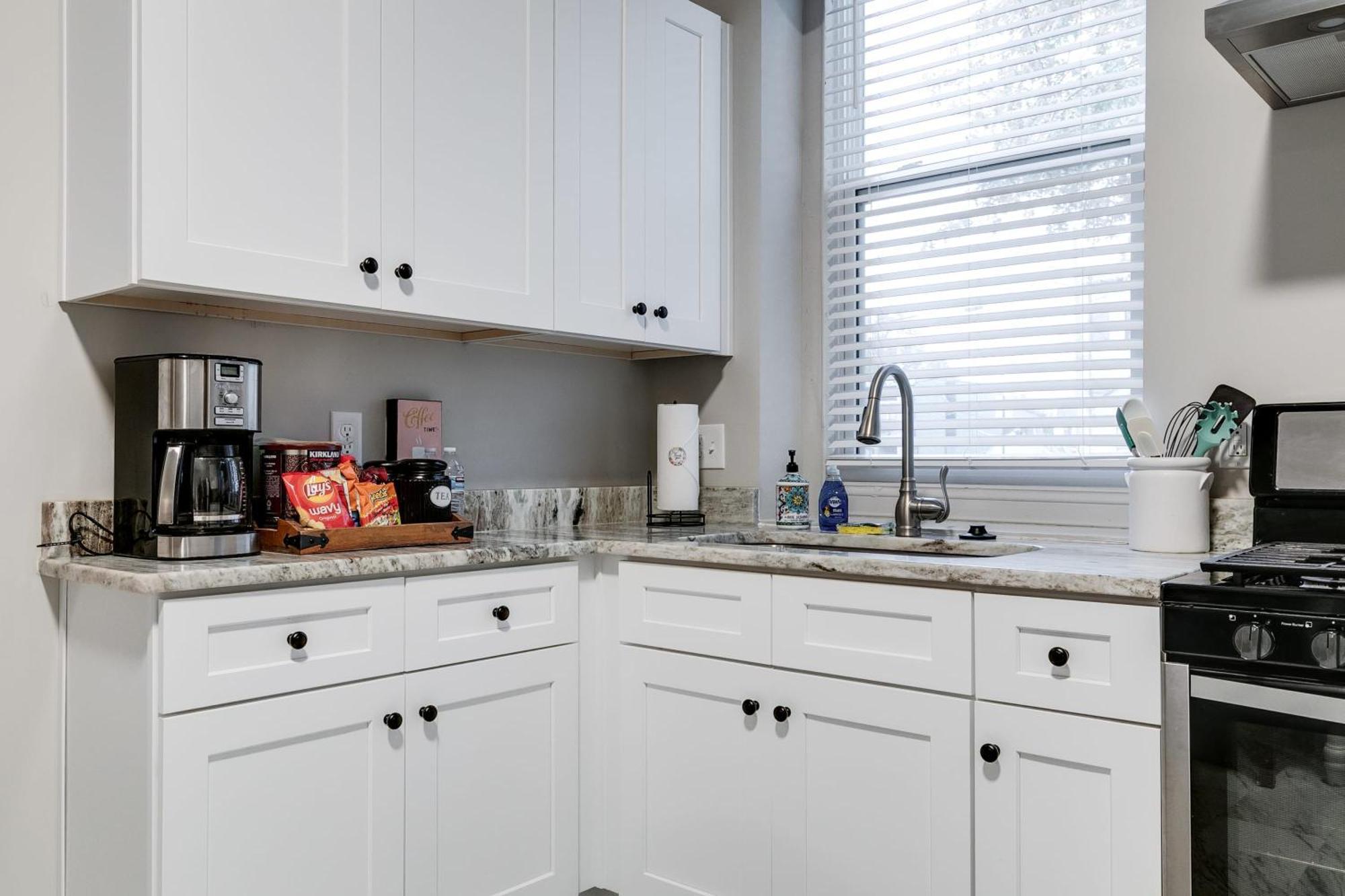 E1 Centrally Located In Carytown Fully Fenced Richmond Exterior foto