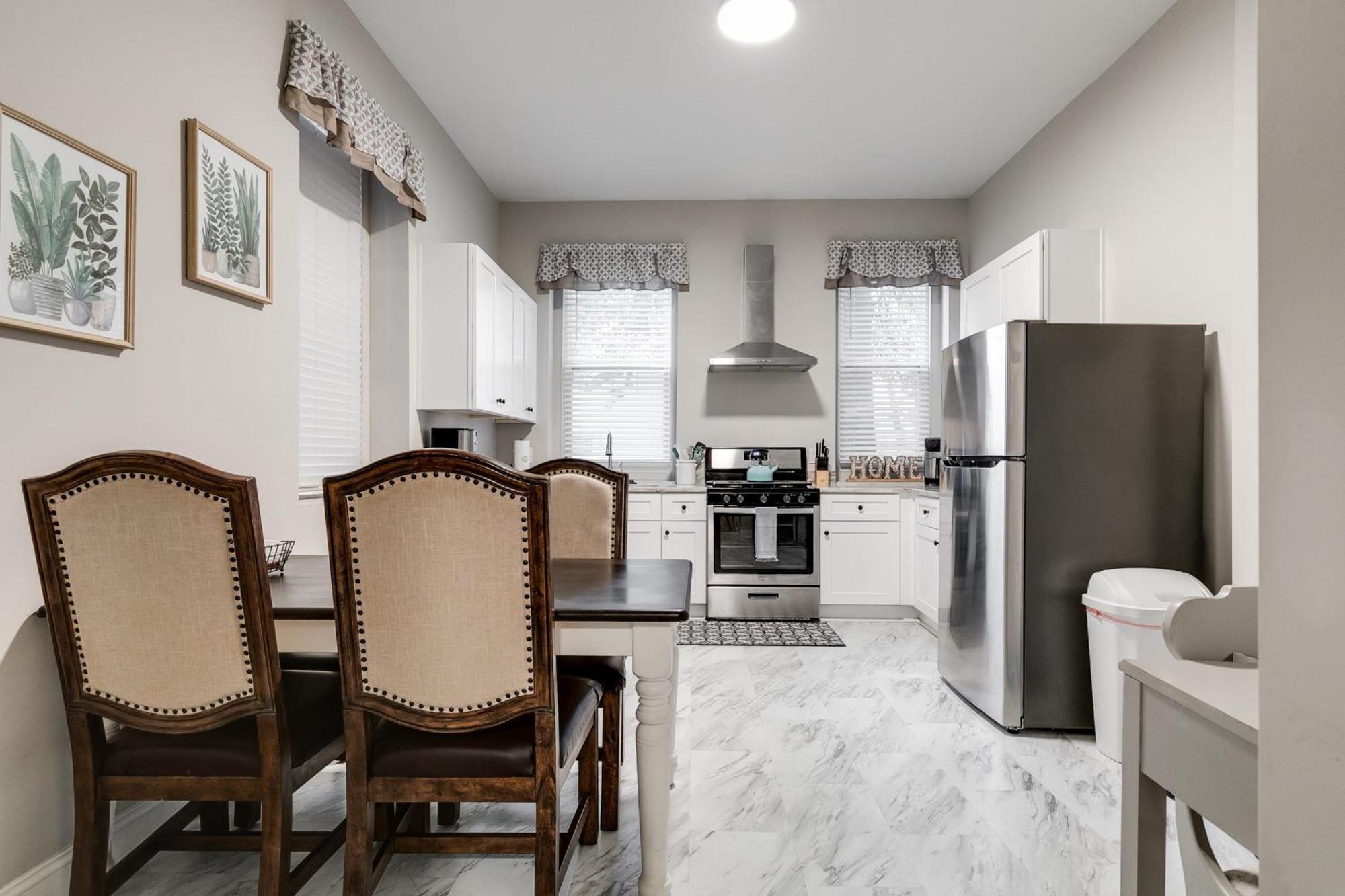 E1 Centrally Located In Carytown Fully Fenced Richmond Exterior foto